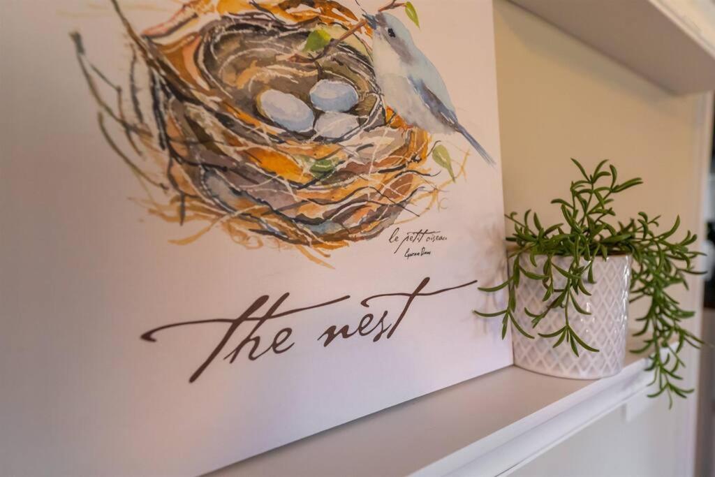 The Cardinal Nest A Cozy Cottage On Main St Saint Charles Extérieur photo